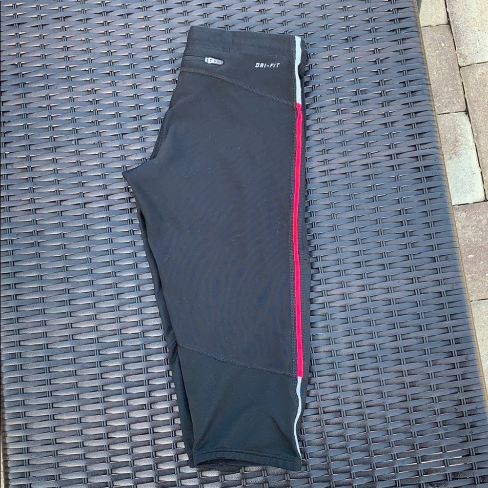 NIKE Dri-Fit running leggings w pink stripe 💕